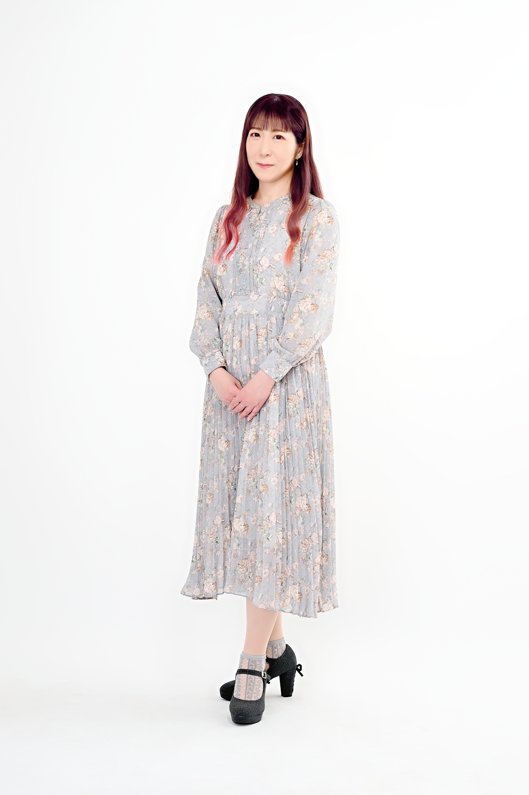 優木咲妃YuukiSaki_宣材_全身.jpg